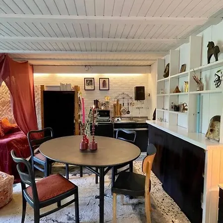 شقة Huebsche Mit Gartennutzung غرفنبرويش