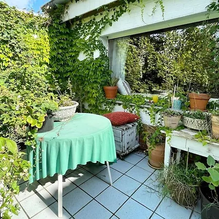 Huebsche Mit Gartennutzung شقة