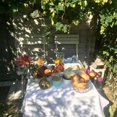 Huebsche Mit Gartennutzung アパート *