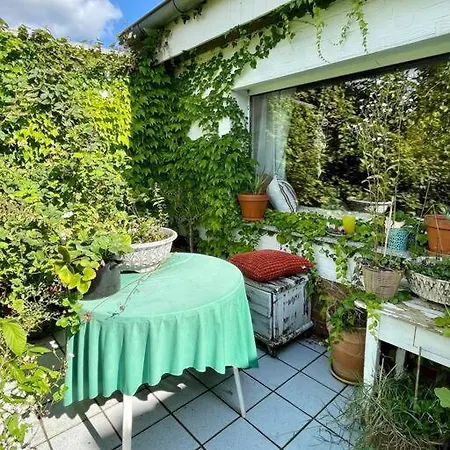 Huebsche Mit Gartennutzung グレーヴェンブロイヒ