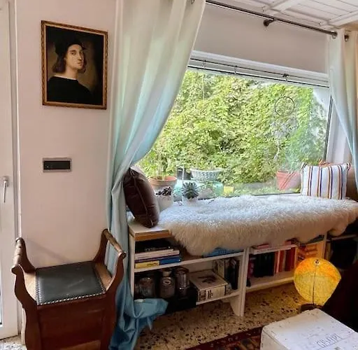 Huebsche Mit Gartennutzung *