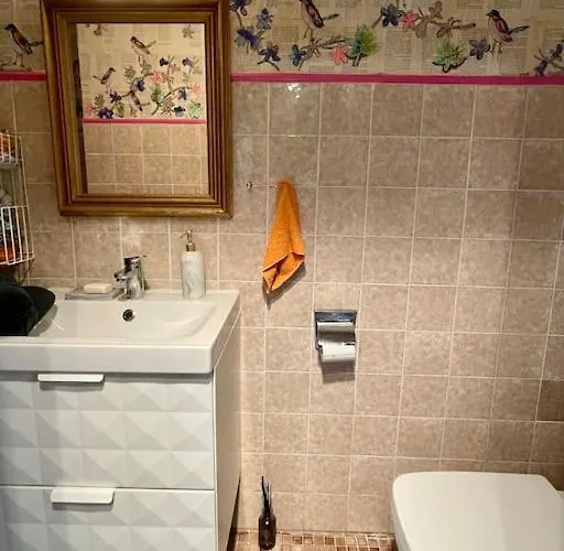 Huebsche Mit Gartennutzung *