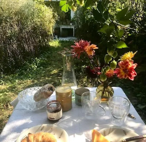 Huebsche Mit Gartennutzung شقة غرفنبرويش