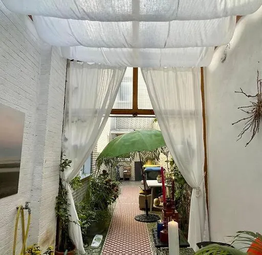 Huebsche Mit Gartennutzung Lejlighed