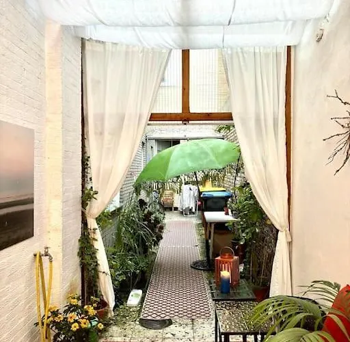 Huebsche Mit Gartennutzung * غرفنبرويش