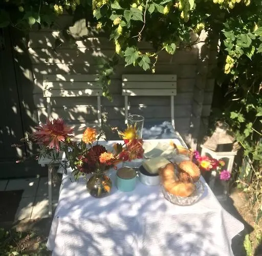 Huebsche Mit Gartennutzung Lejlighed *