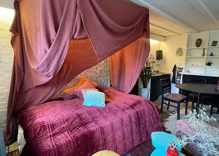 Huebsche Mit Gartennutzung * Grevenbroich