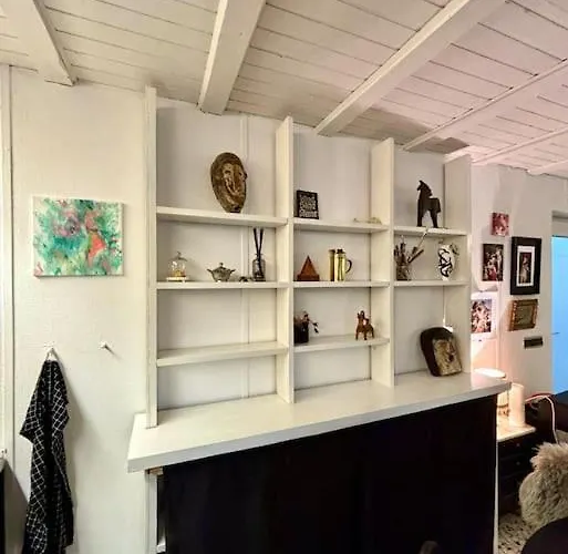 Huebsche Mit Gartennutzung *